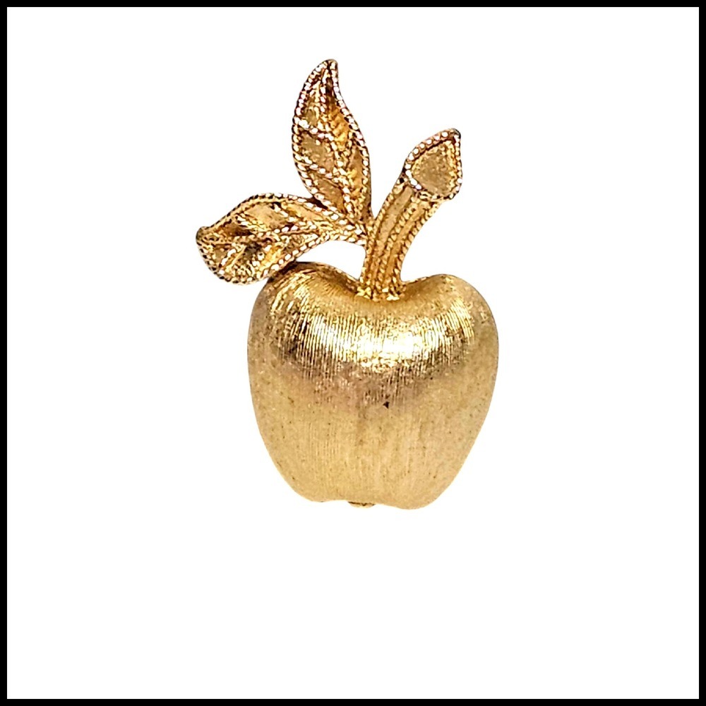 Avon Apple Brooch Gold Tone Textured Fruit Pin Vintage Lapel Jewelry‎